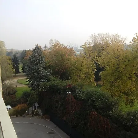 Comfortable In Mirafiori トリノ